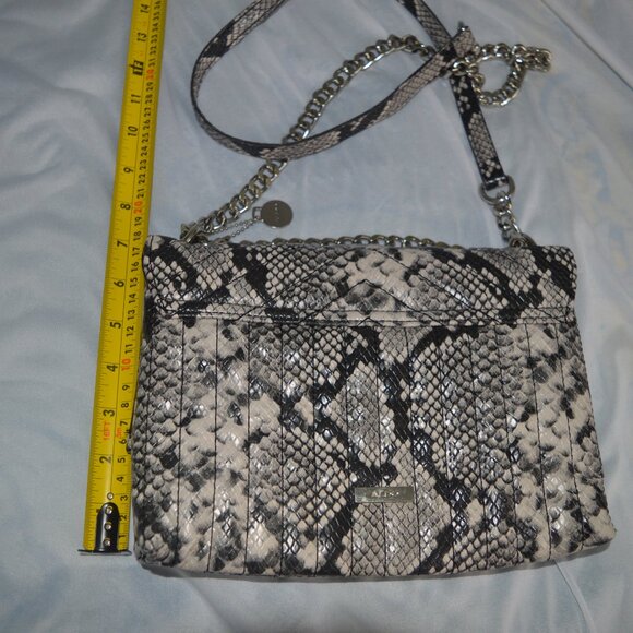 Designer purse crossbody snakeskin retro trendy multi pockets Aldo - Picture 2 of 3